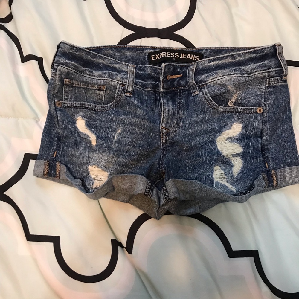 Express jean shorts size 00
